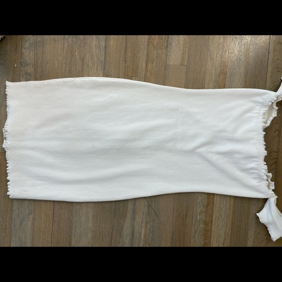 White dress. - Picture 5 of 5